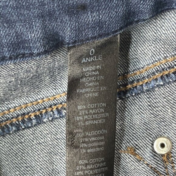 Chicos Jeans Womens 0 Small 4 Blue So Slimming Girlfriend Ankle Raw Hem Stretch - Picture 12 of 13